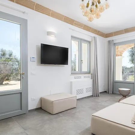 Beautiful Newly Surrounded By Olive Trees By Beahost Vila Andrano